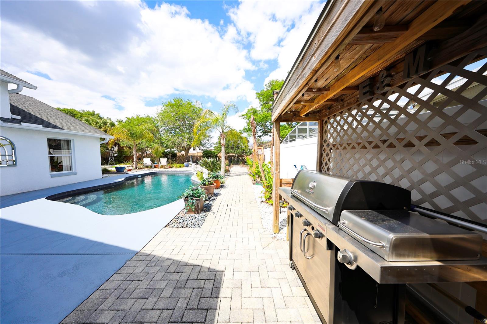 LINDFIELDS UNIT 3 - Residential