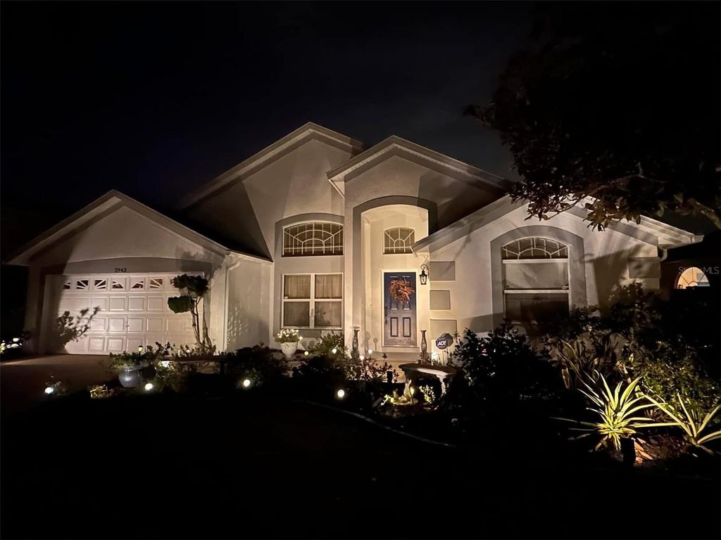 Photo of 2943 Paddington Way, Kissimmee, FL 34747 (MLS # O6402195)