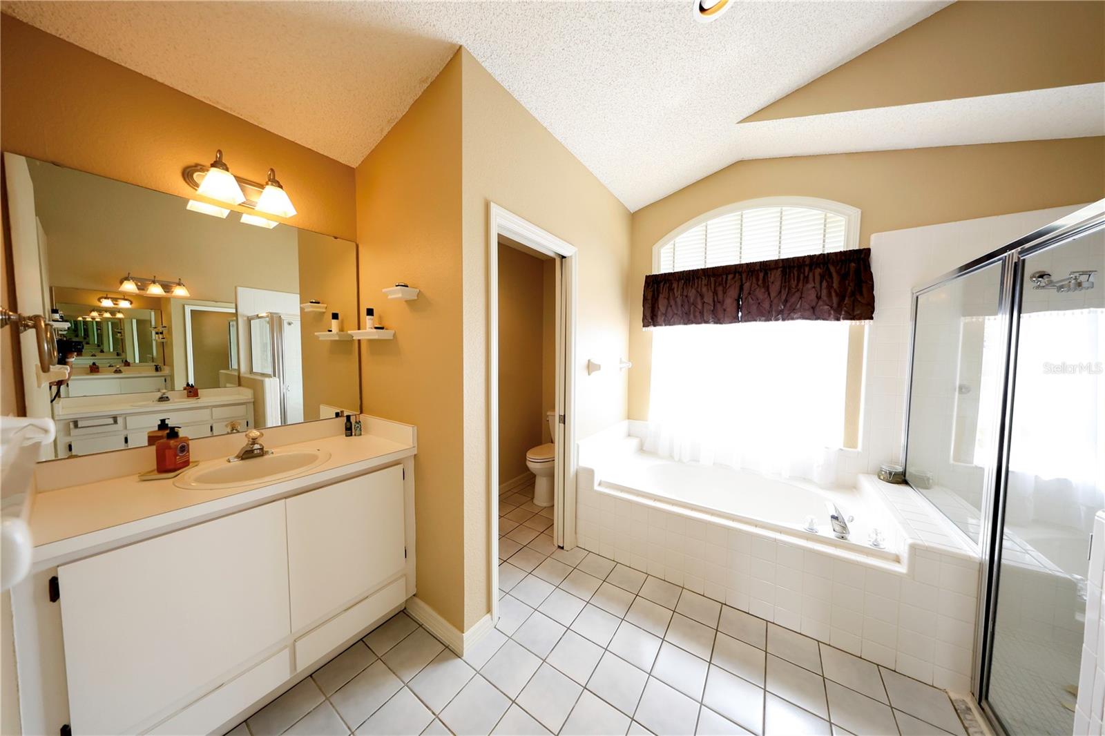 LINDFIELDS UNIT 3 - Residential