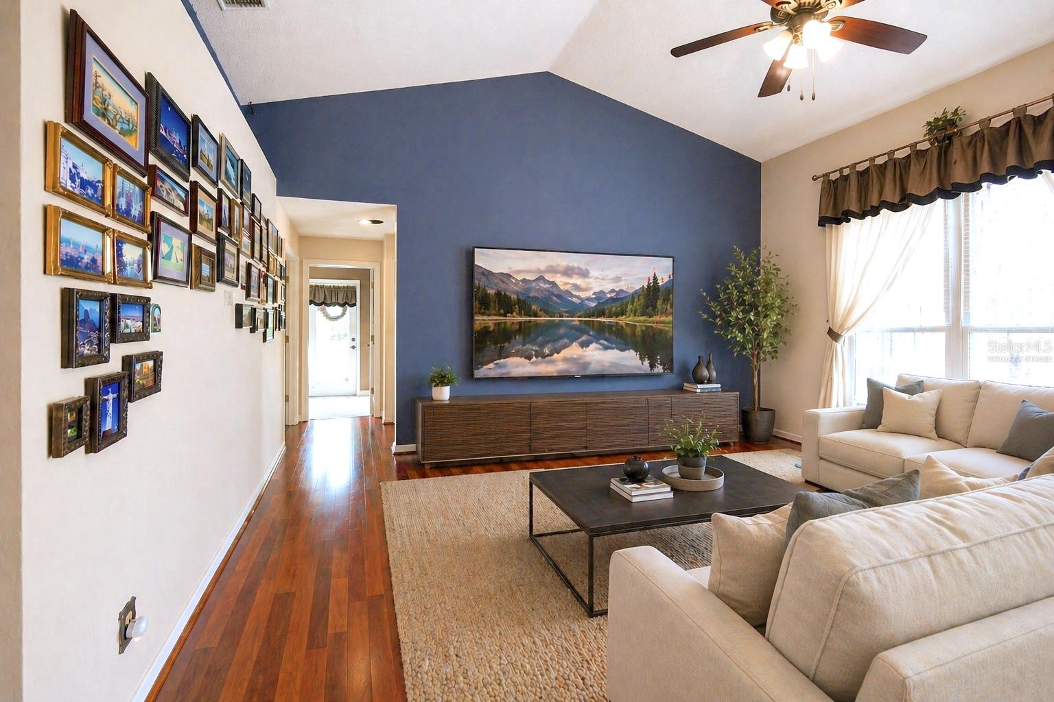 LINDFIELDS UNIT 3 - Residential