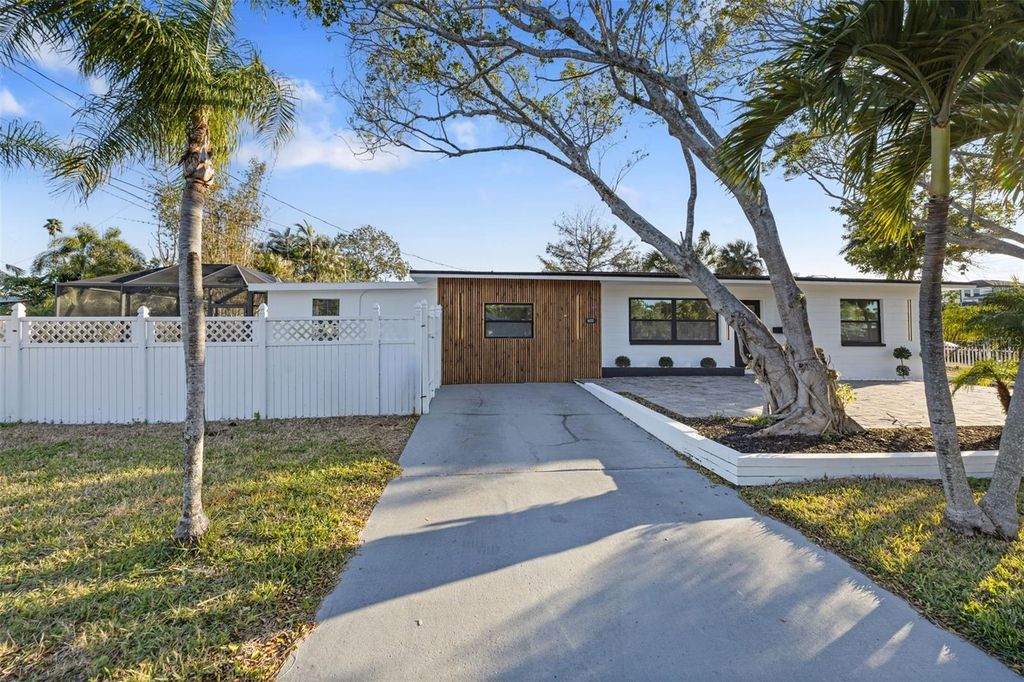 Photo of 1600 Connecticut Avenue NE, St Petersburg, FL 33703 (MLS # TB8476806)