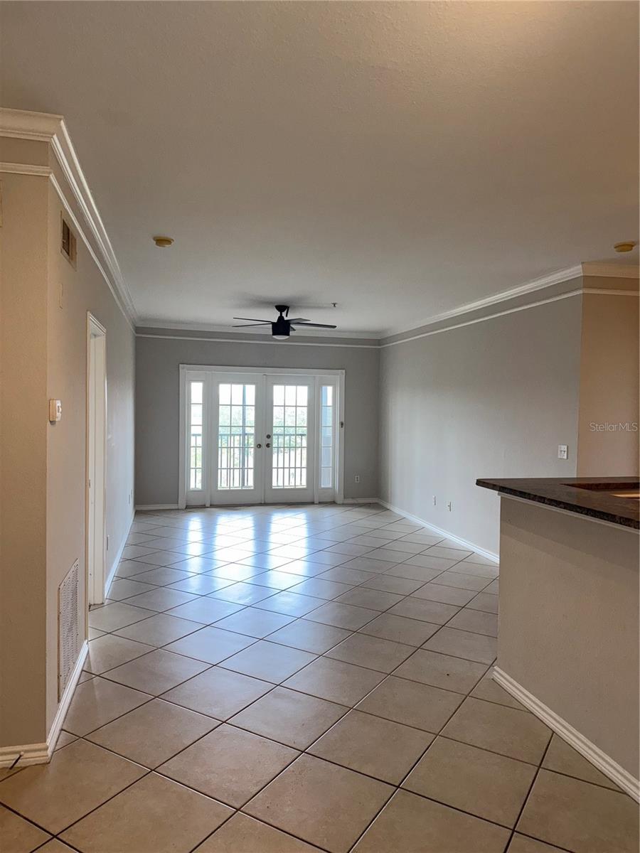 4304 BAYSIDE VILLAGE DRIVE 303