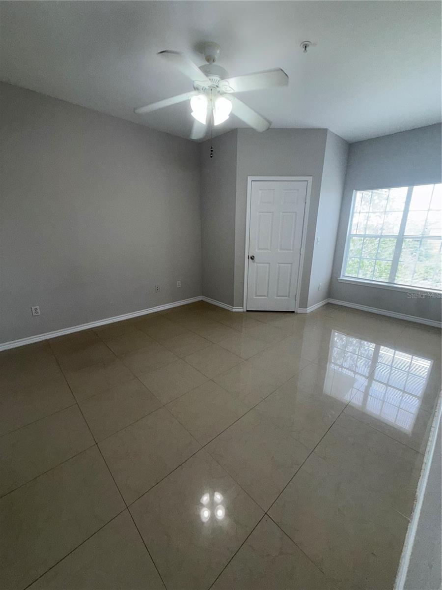 4304 BAYSIDE VILLAGE DRIVE 303