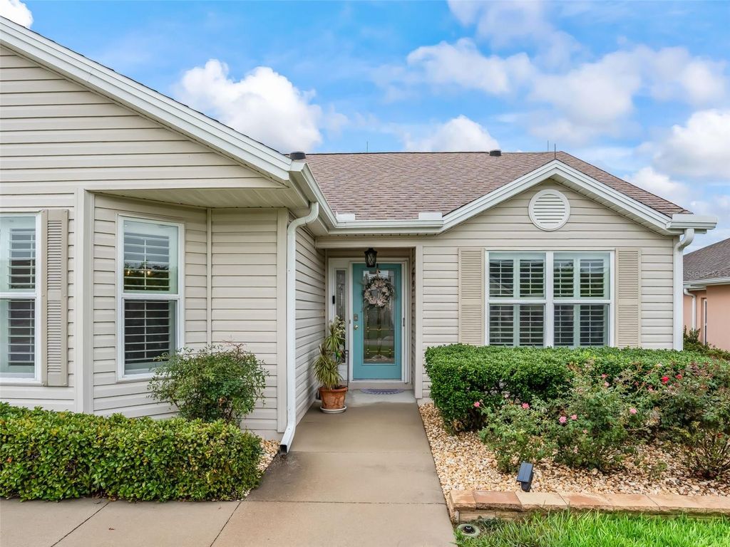 Photo of 17773 SE 90th Clemson Circle, The Villages, FL 32162 (MLS # OM710843)