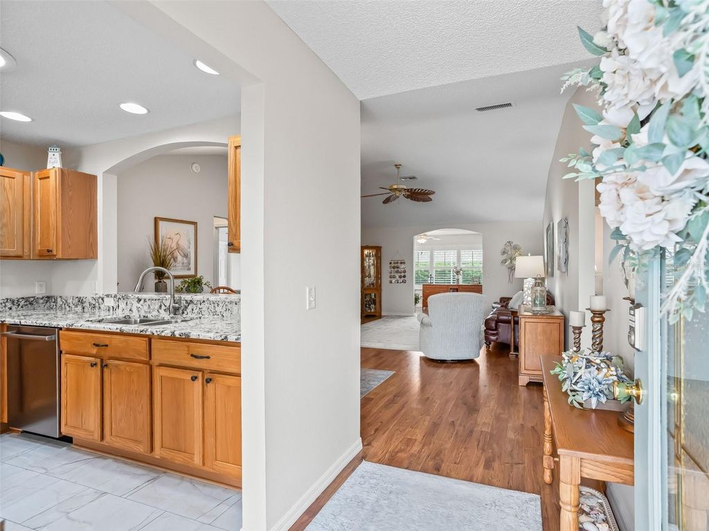Photo of 17773 SE 90th Clemson Circle, The Villages, FL 32162 (MLS # OM710843)
