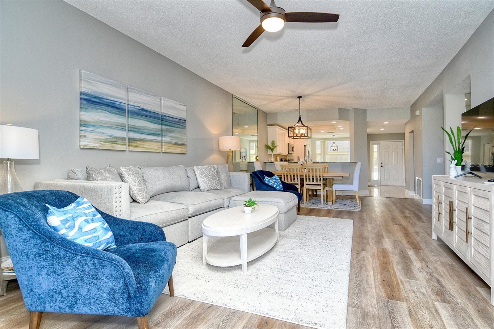 HERITAGE OAKS GOLF & COUNTRY CLUB - Residential