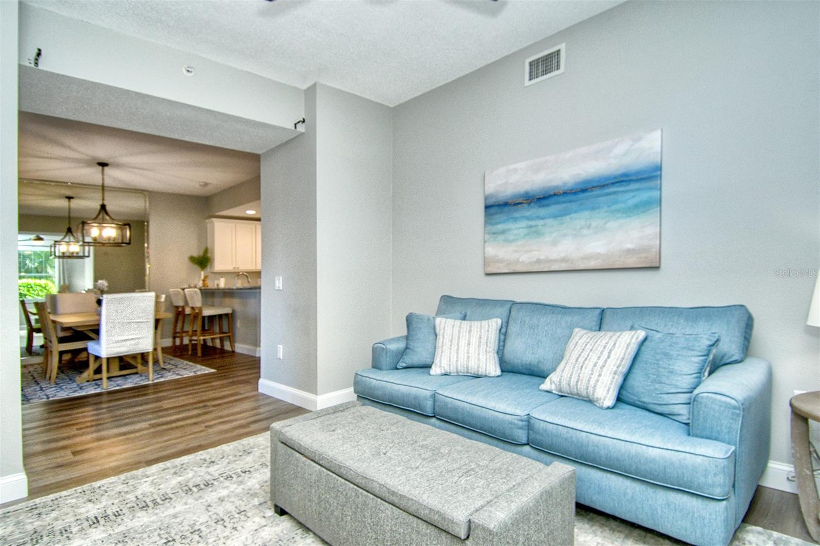 HERITAGE OAKS GOLF & COUNTRY CLUB - Residential