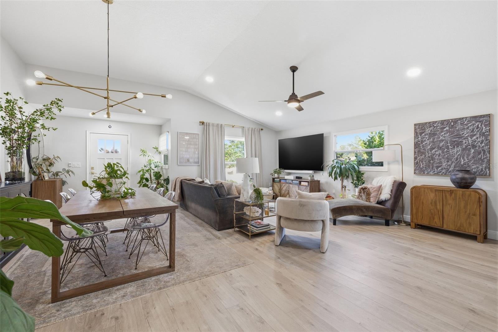 AVALON - Residential