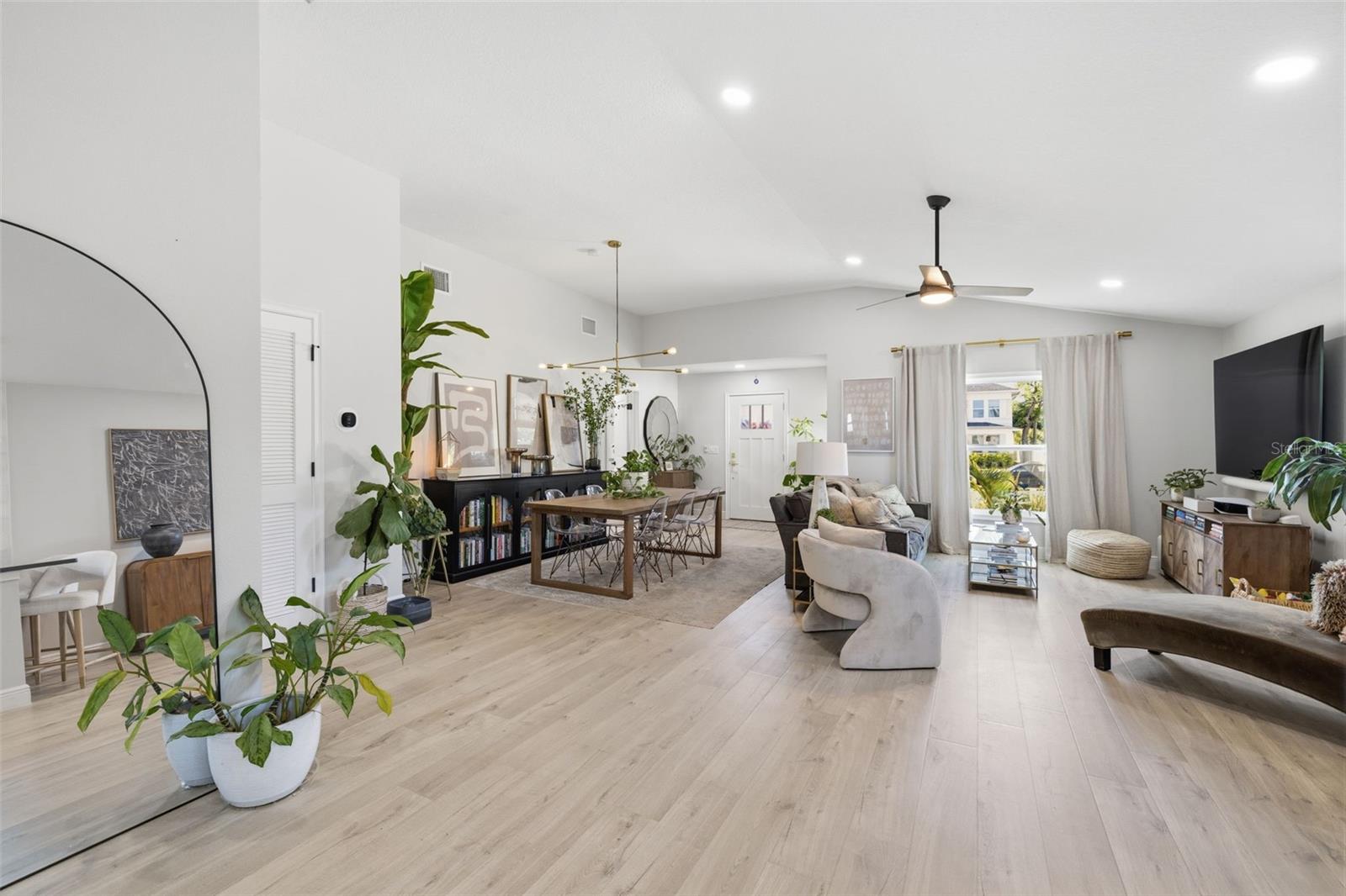 AVALON - Residential