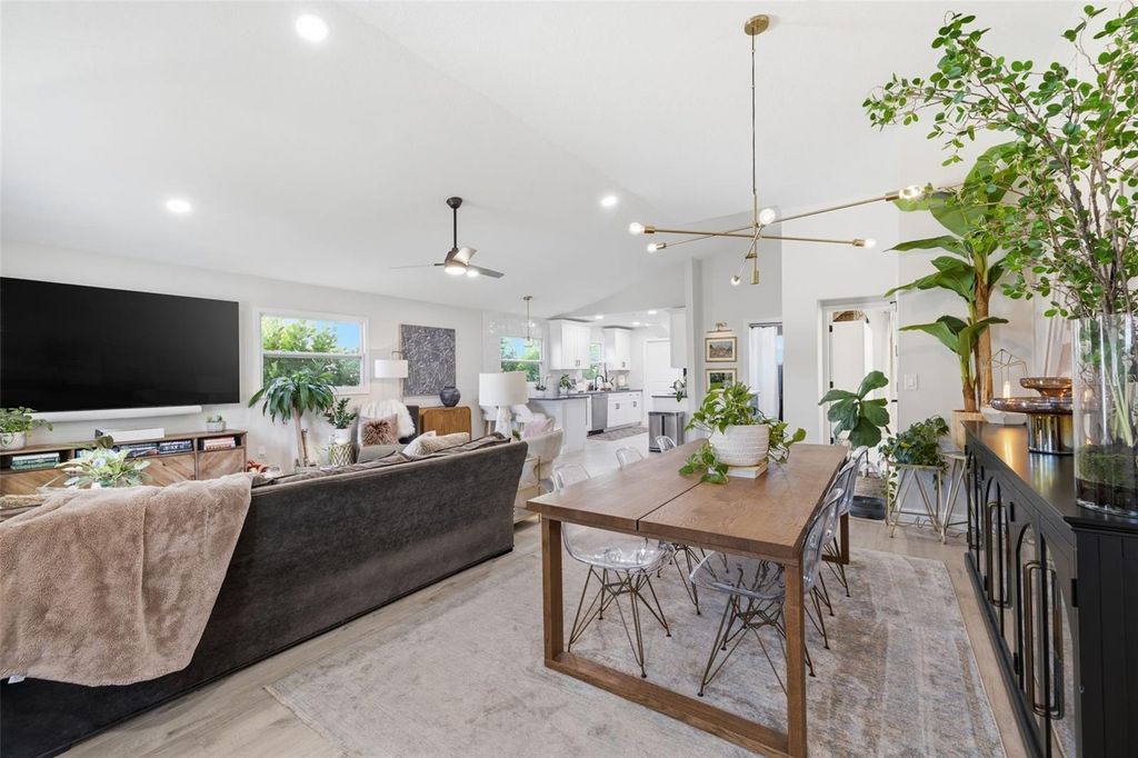 Photo of 2739 16th Avenue N, St Petersburg, FL 33713 (MLS # TB8496541)