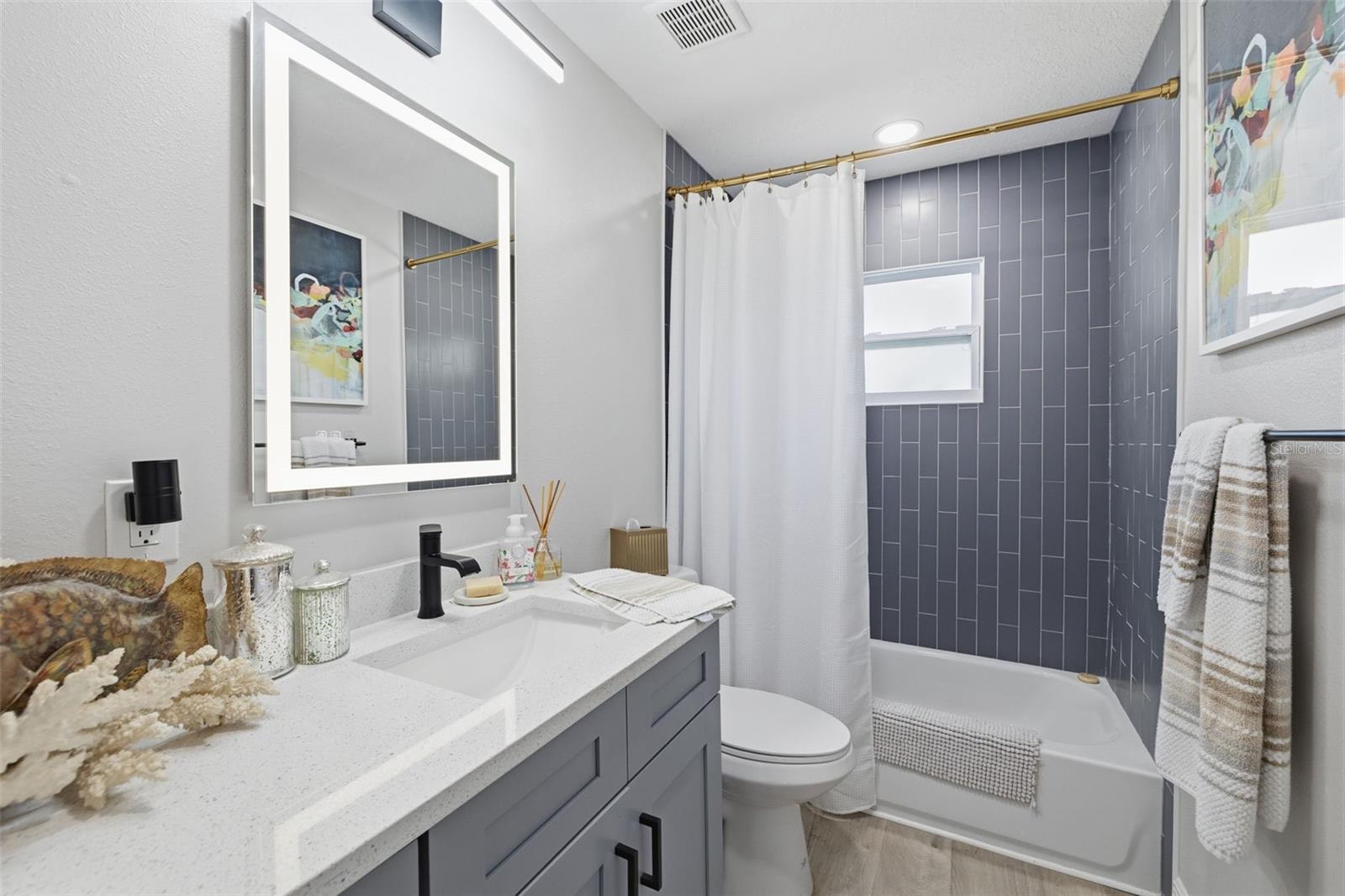 AVALON - Residential