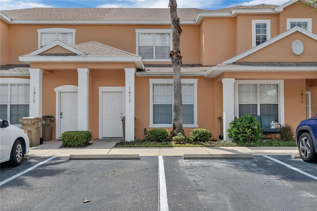 Photo of 1413 Retreat Circle, Clermont, FL 34714 (MLS # G5101539)