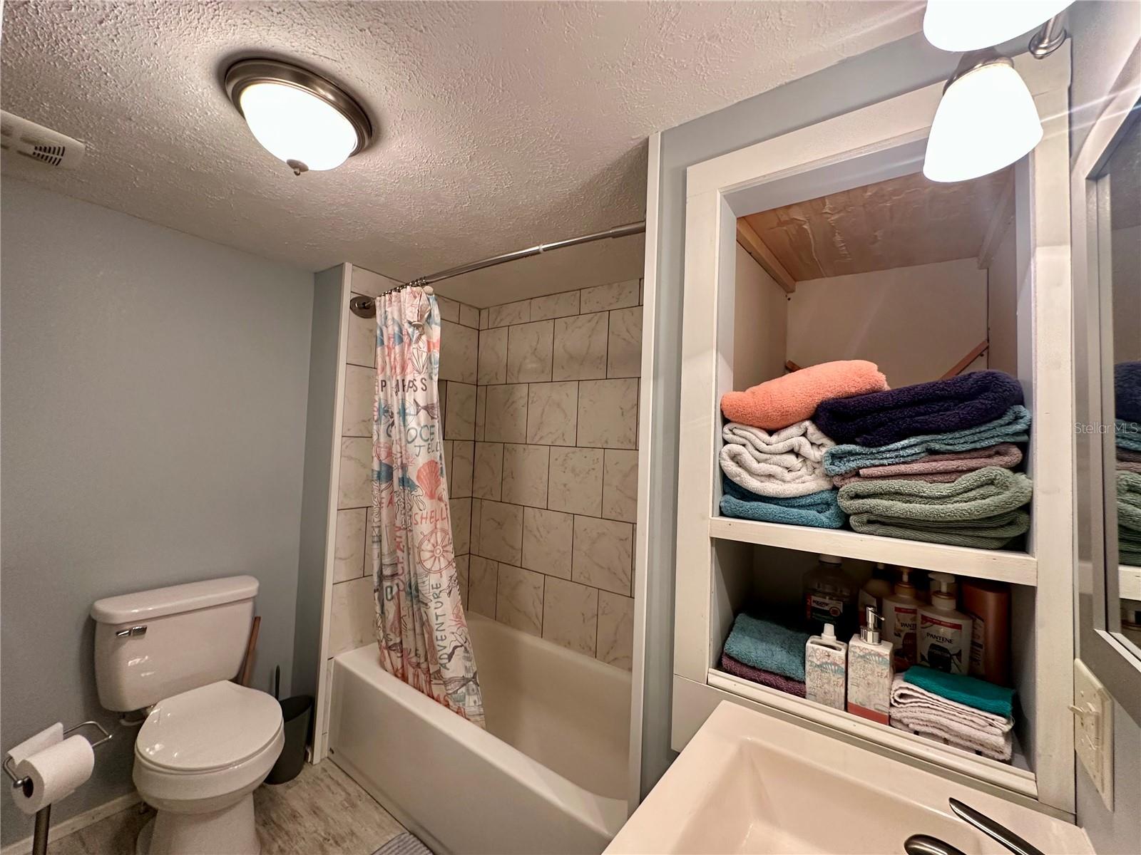 ASTOR FIRST ADD - Residential