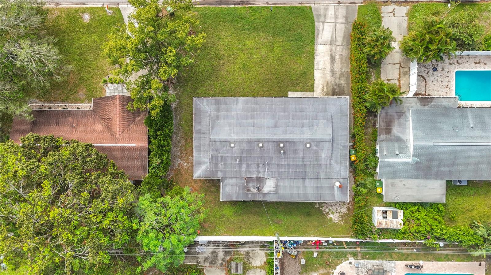 PATRICIA MANOR - Residential