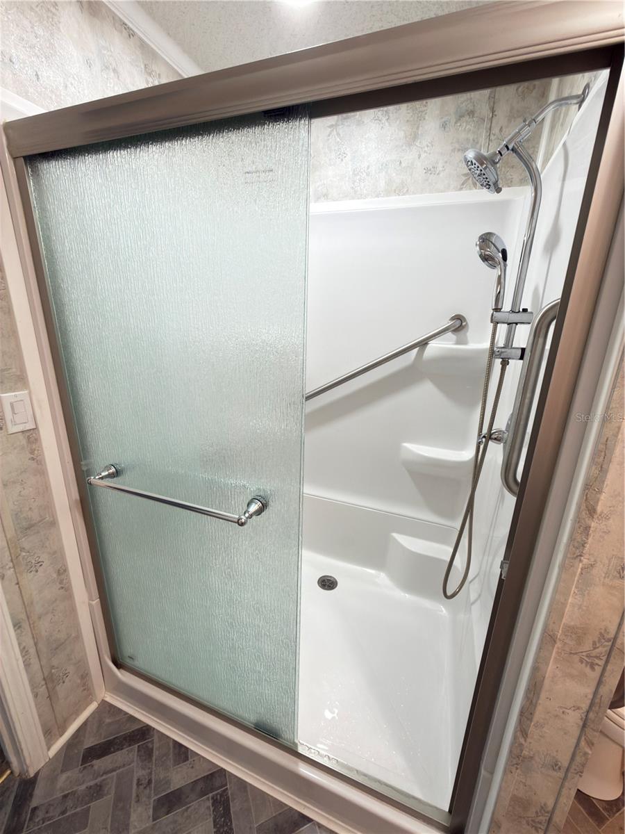 MOUNT OLIVE SHORES PH 05 - Residential