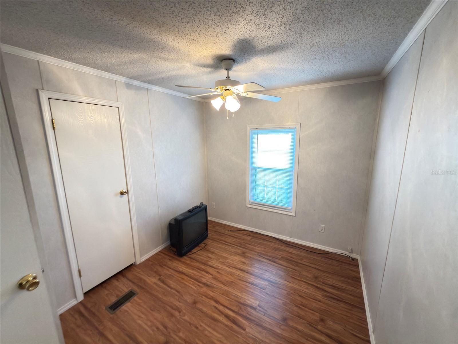 MOUNT OLIVE SHORES PH 05 - Residential