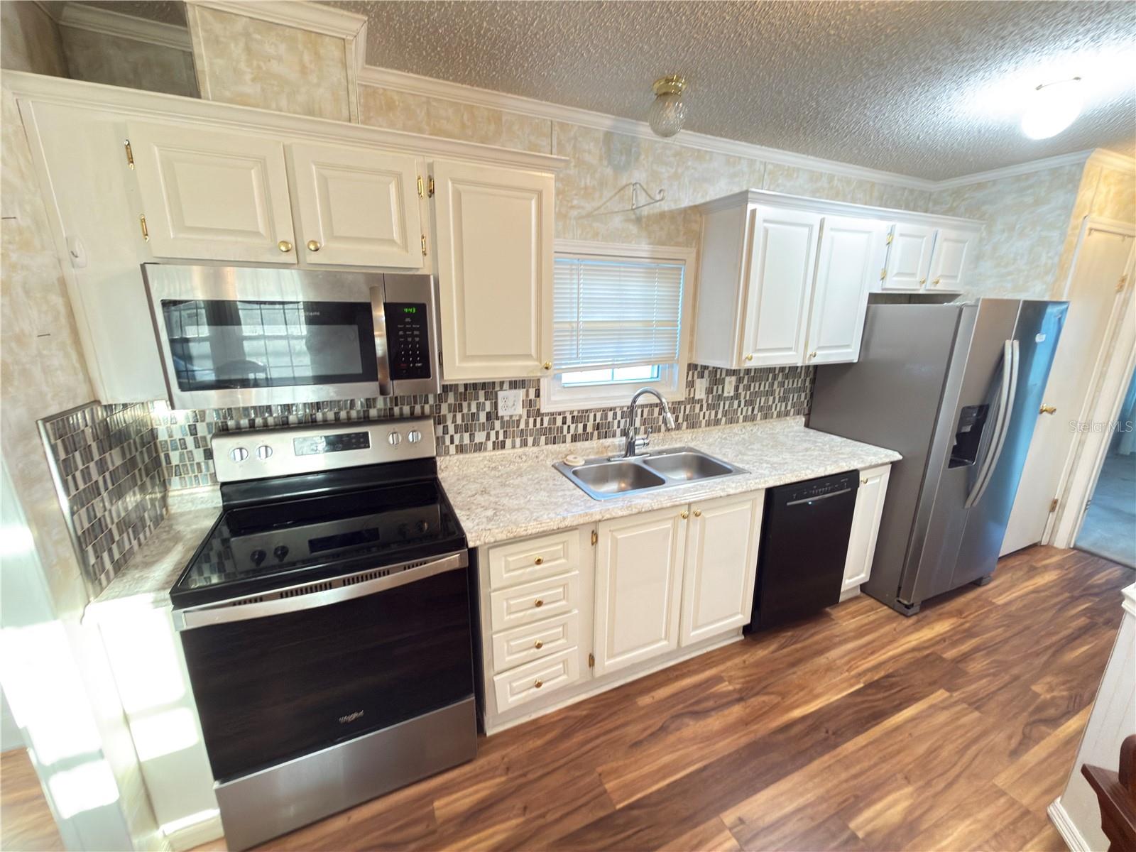 MOUNT OLIVE SHORES PH 05 - Residential