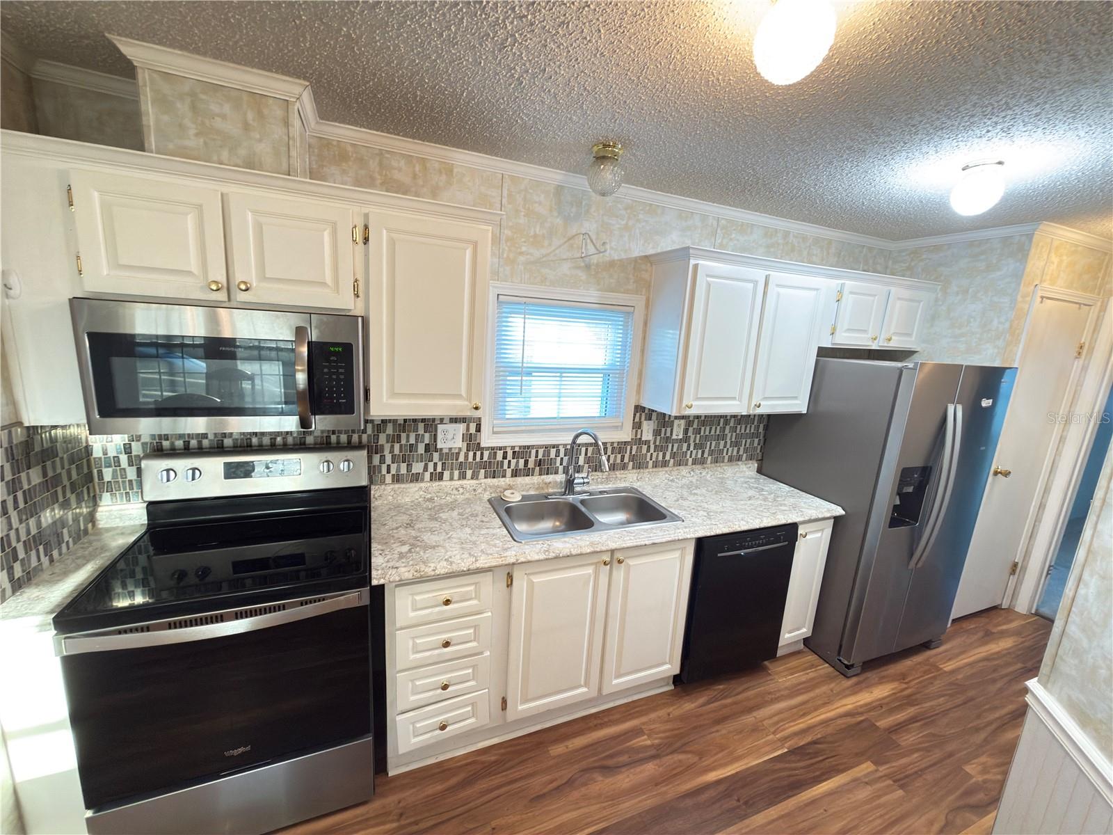 MOUNT OLIVE SHORES PH 05 - Residential