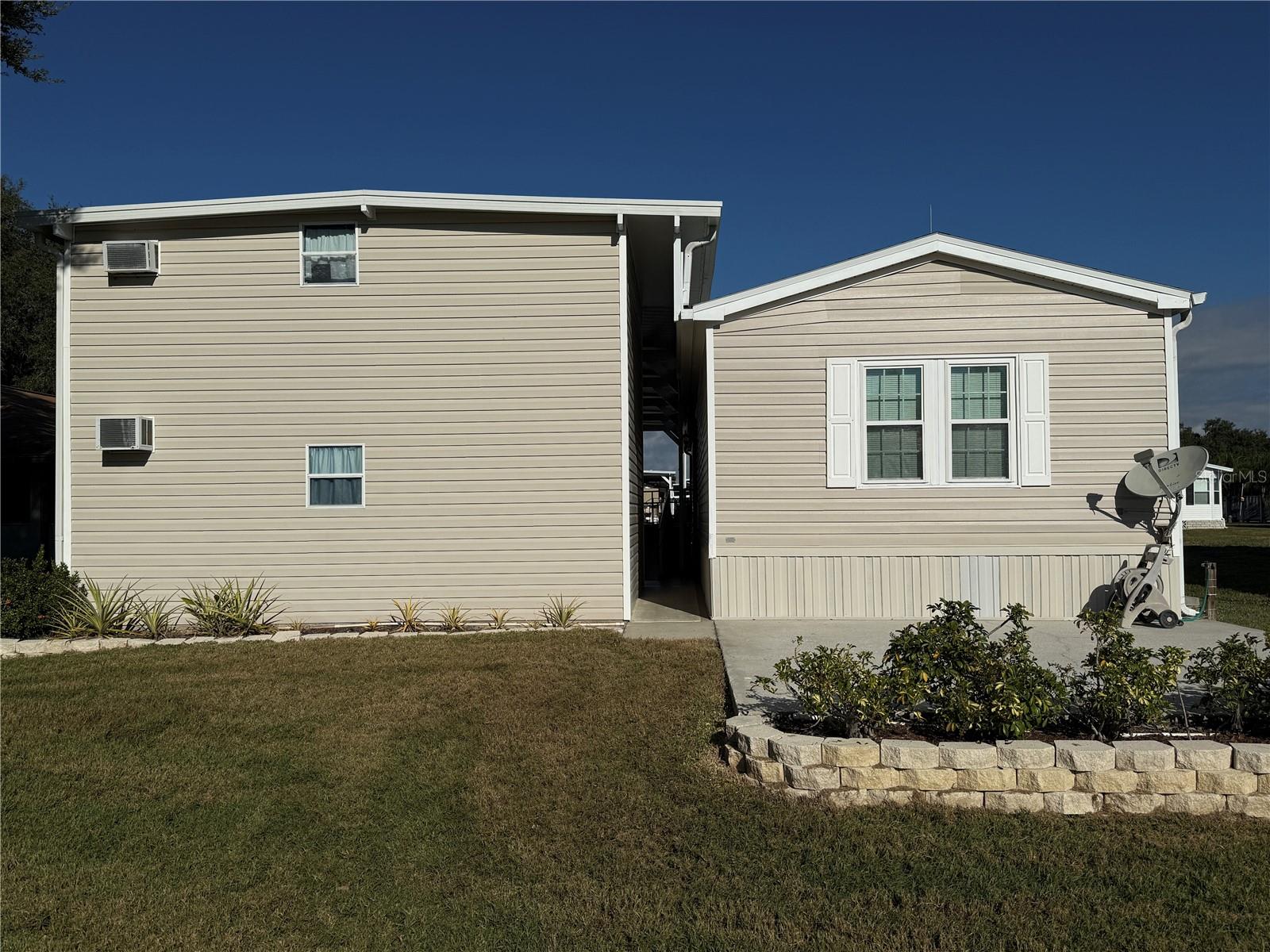 MOUNT OLIVE SHORES PH 05 - Residential