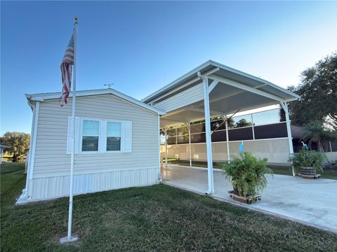 Photo of 5207 Island View Circle S, Polk City, FL 33868 (MLS # P4936917)