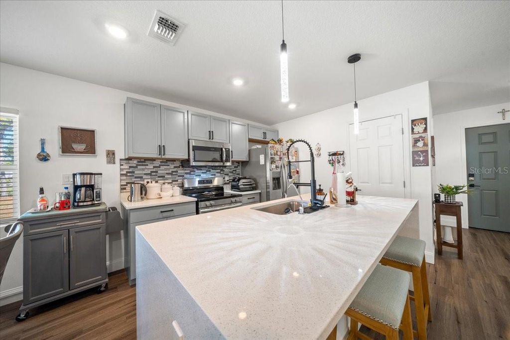 Photo of 13374 SW 60th Court Road, Ocala, FL 34473 (MLS # OM713524)