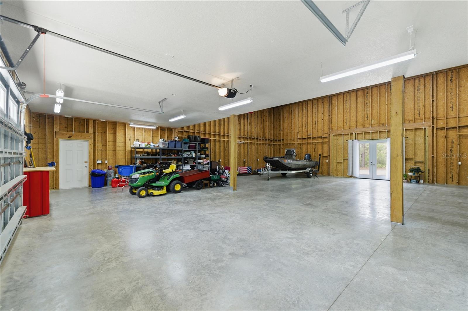 WILDWOOD COUNTRY ESTATES PH ONE - Residential