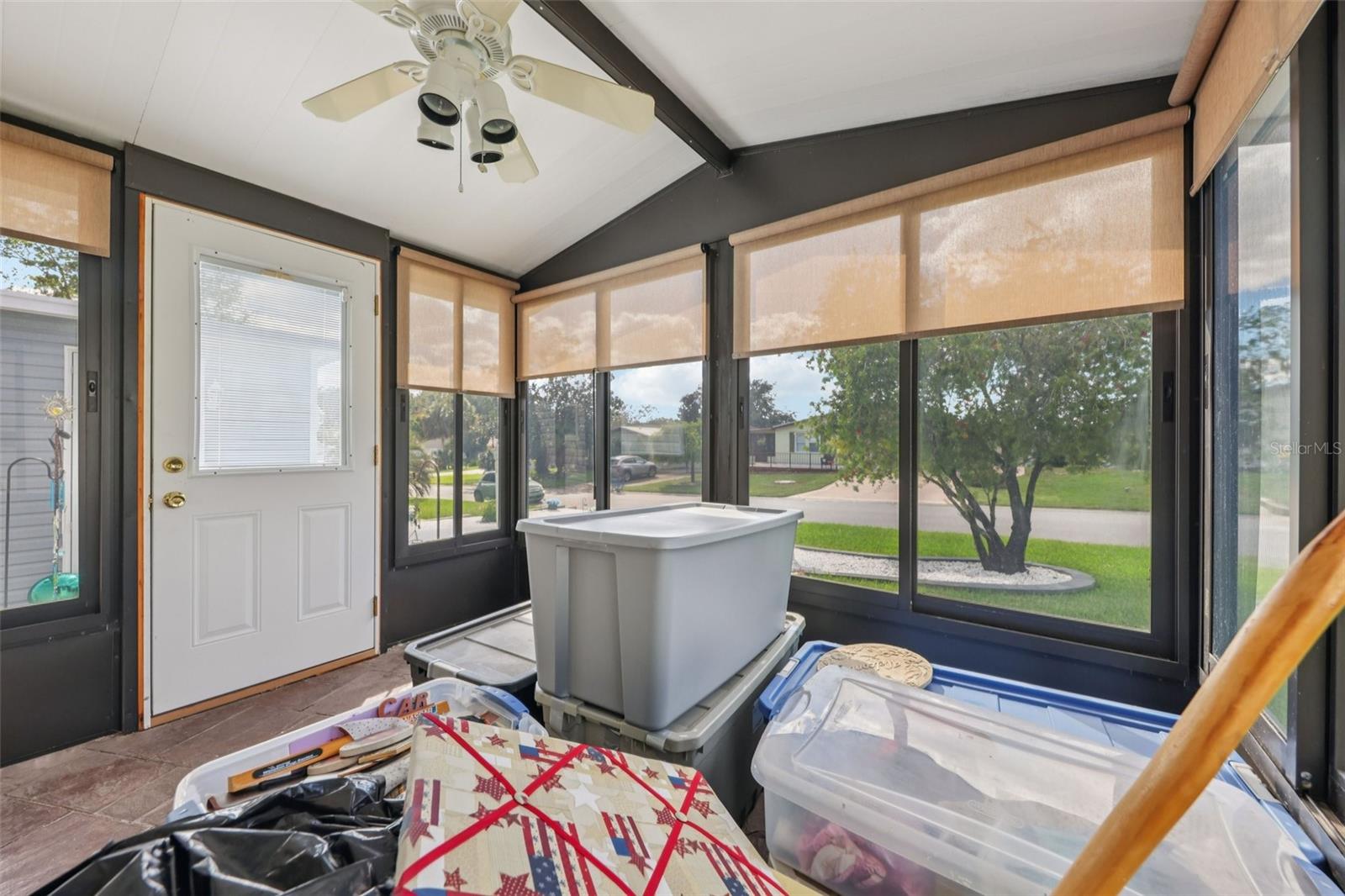 LADY LAKE ORANGE BLOSSOM GARDENS UNIT 06 - Residential