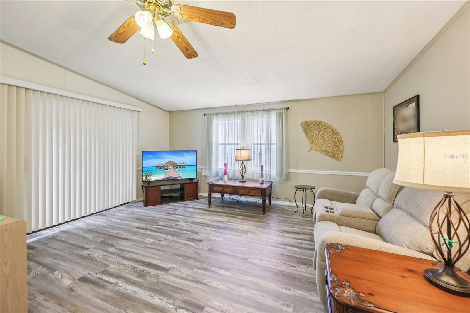 LADY LAKE ORANGE BLOSSOM GARDENS UNIT 06 - Residential