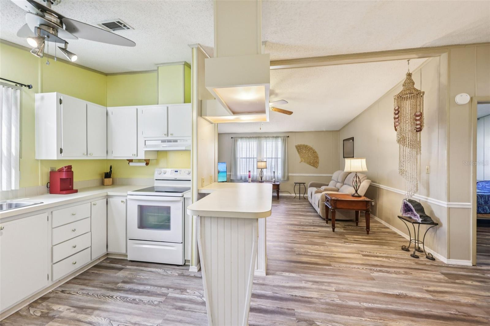 LADY LAKE ORANGE BLOSSOM GARDENS UNIT 06 - Residential