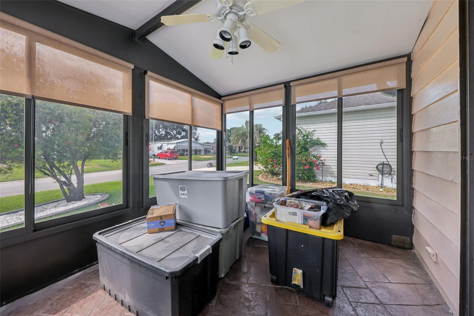 LADY LAKE ORANGE BLOSSOM GARDENS UNIT 06 - Residential