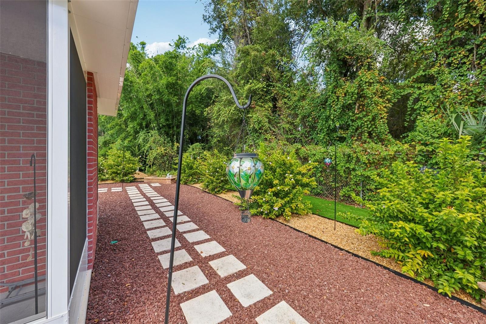 LADY LAKE ORANGE BLOSSOM GARDENS UNIT 06 - Residential