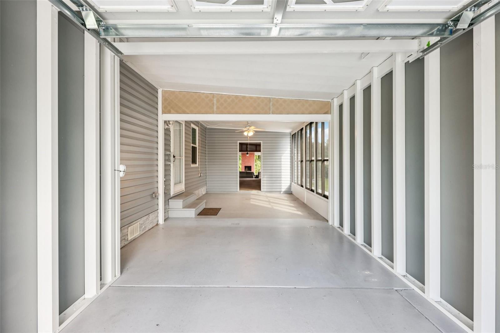 LADY LAKE ORANGE BLOSSOM GARDENS UNIT 06 - Residential