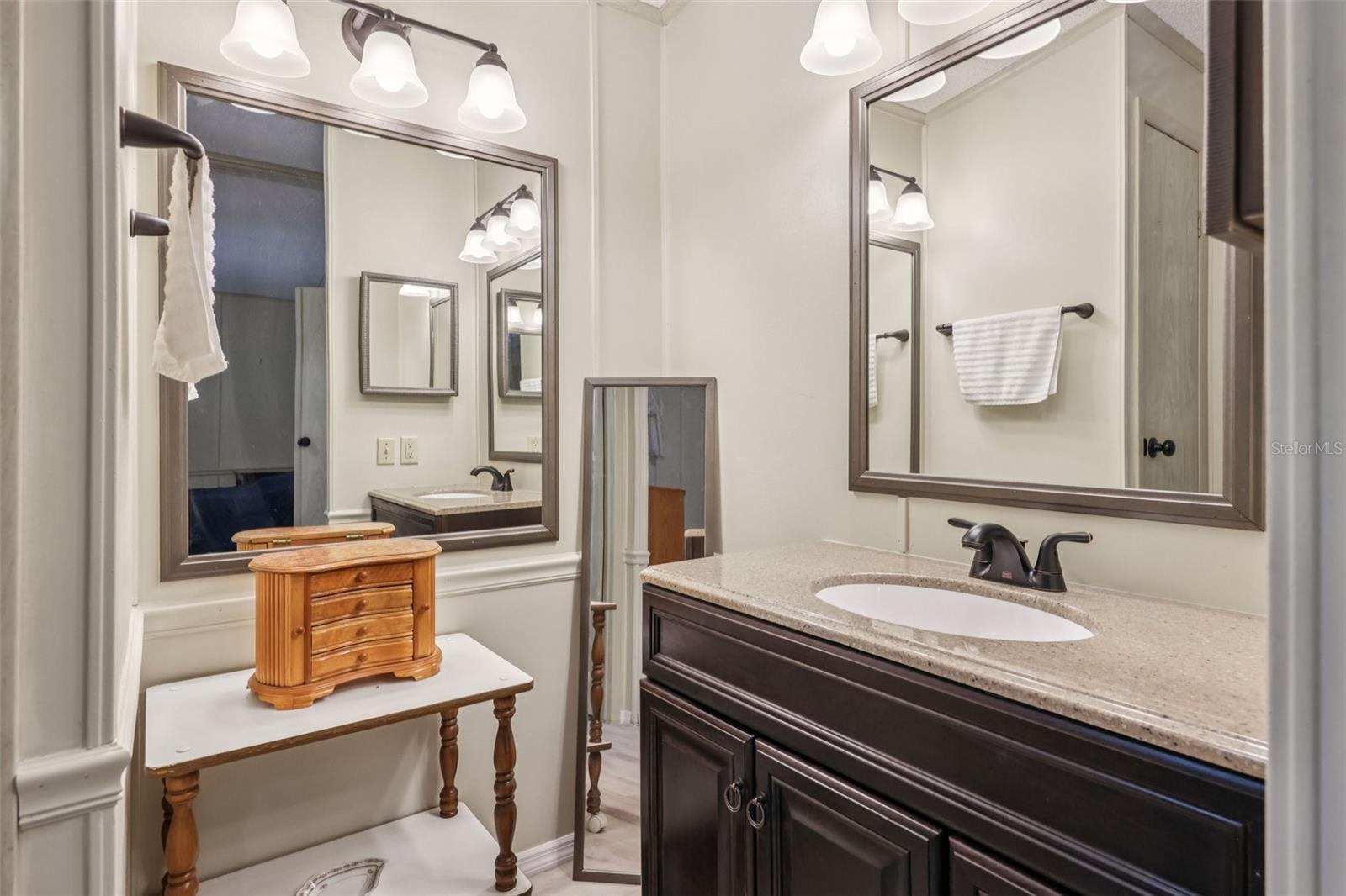 LADY LAKE ORANGE BLOSSOM GARDENS UNIT 06 - Residential