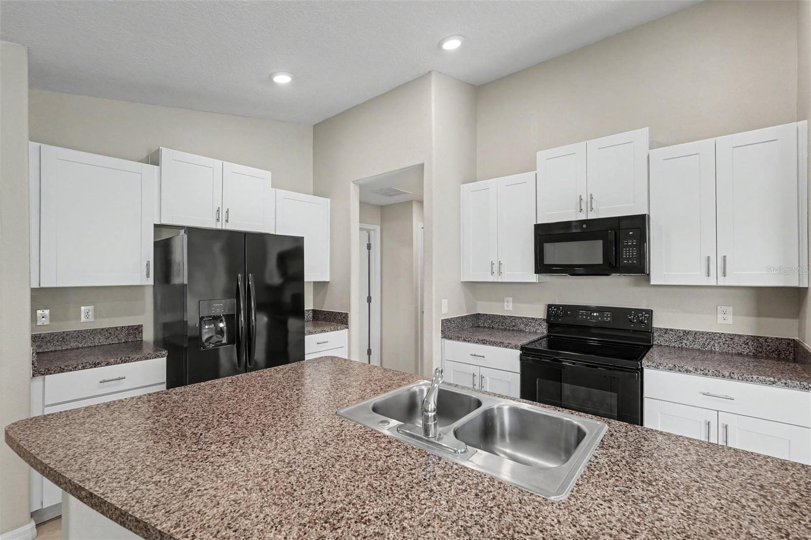 7109 KING CREEK DRIVE, SUN CITY CENTER, FL, 33573 3 7109 KING CREEK DRIVE