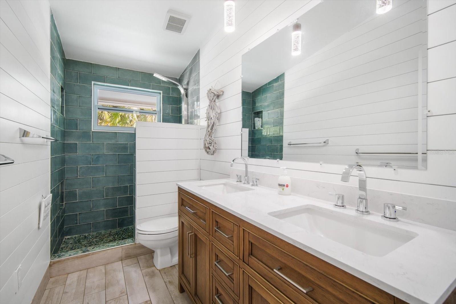 BAY PALMS ADD - Residential