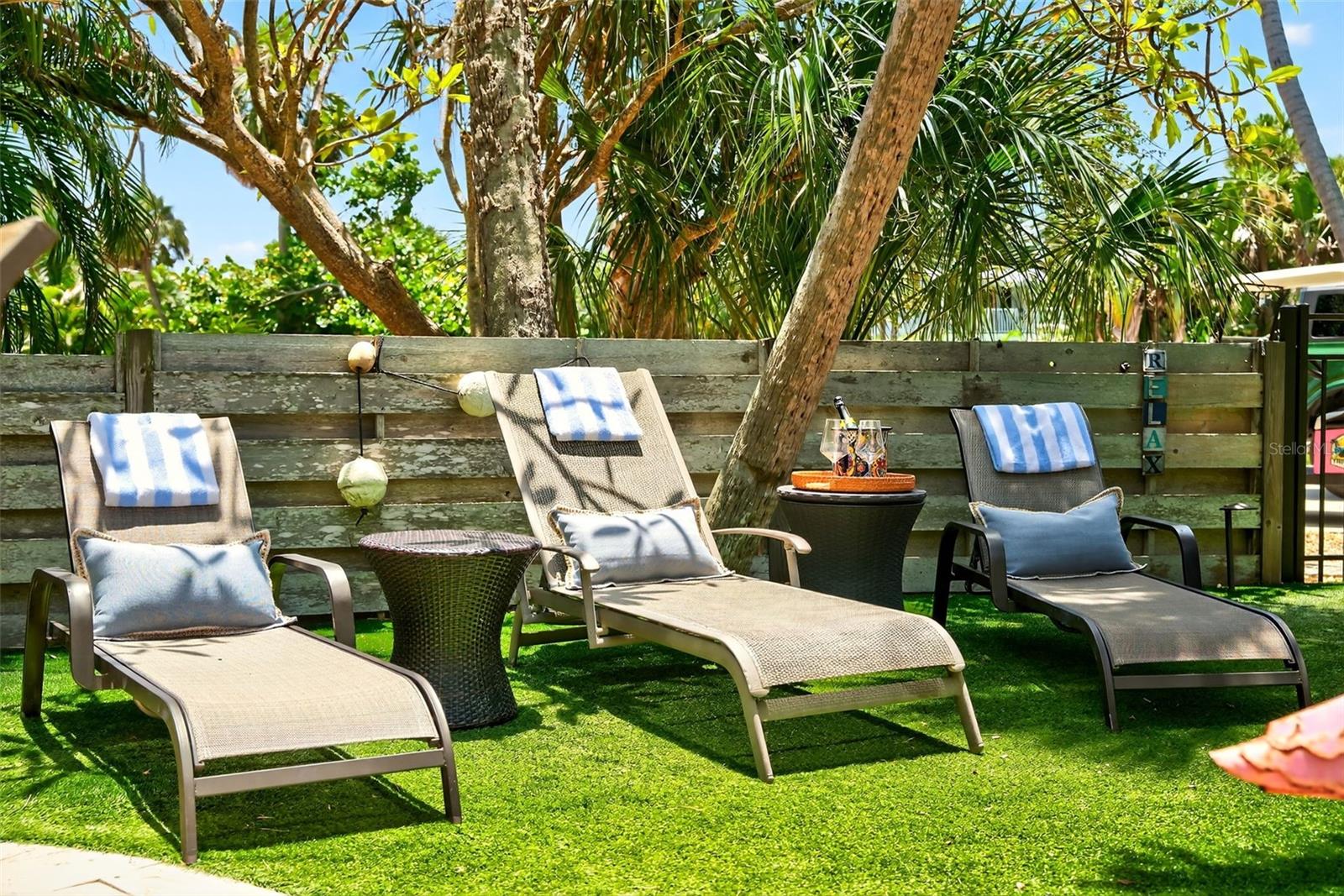 BAY PALMS ADD - Residential