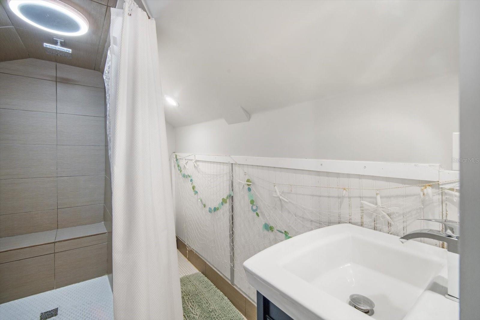 BAY PALMS ADD - Residential