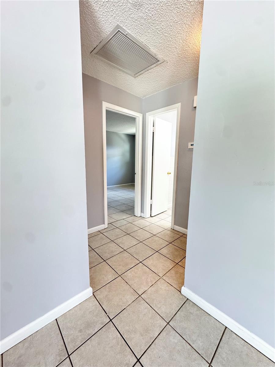 WHITEGATES SUB - Residential Lease