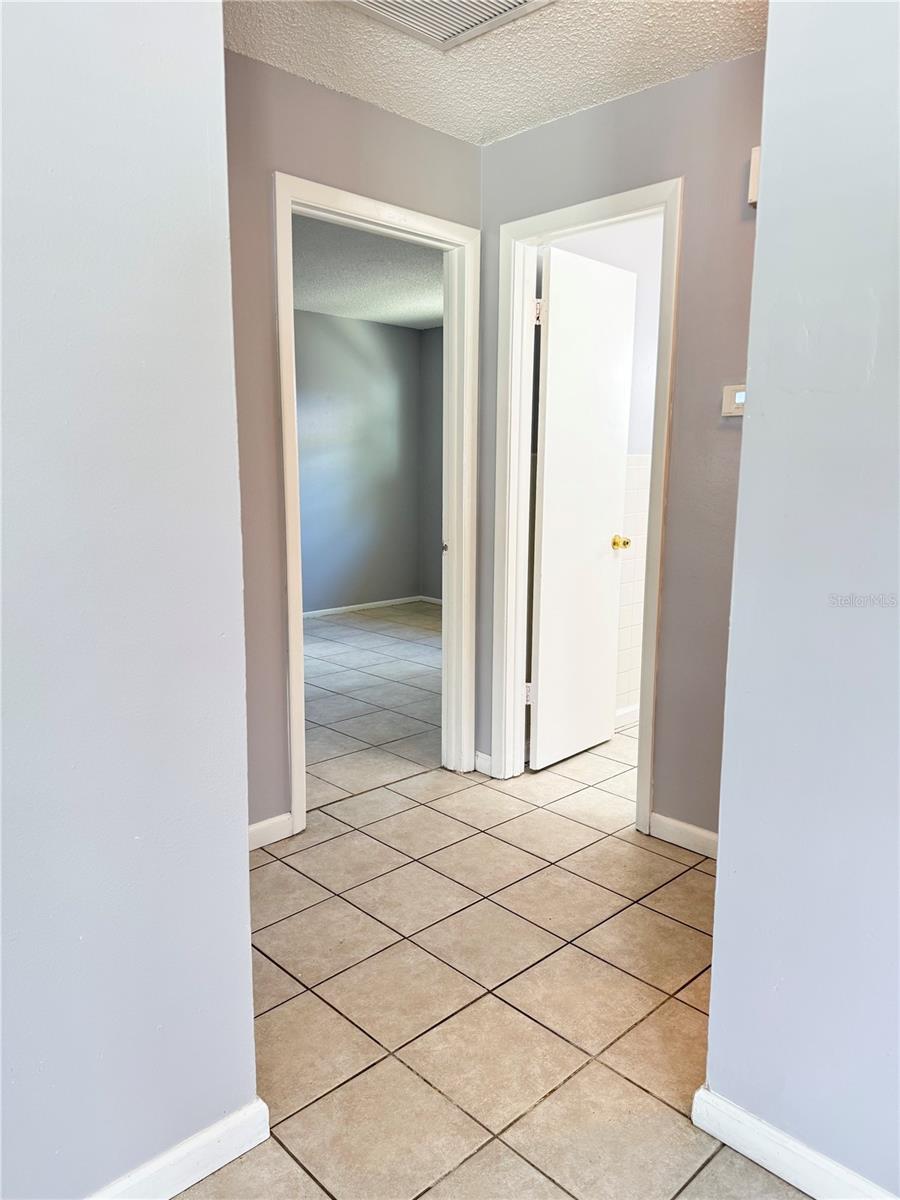 WHITEGATES SUB - Residential Lease