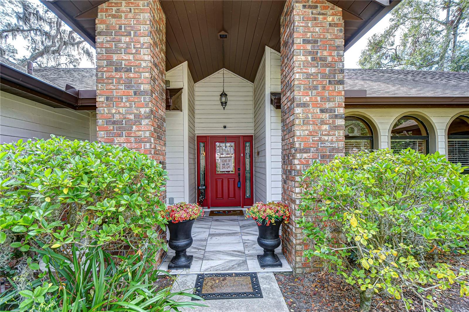 807 BELLE TIMBRE AVENUE