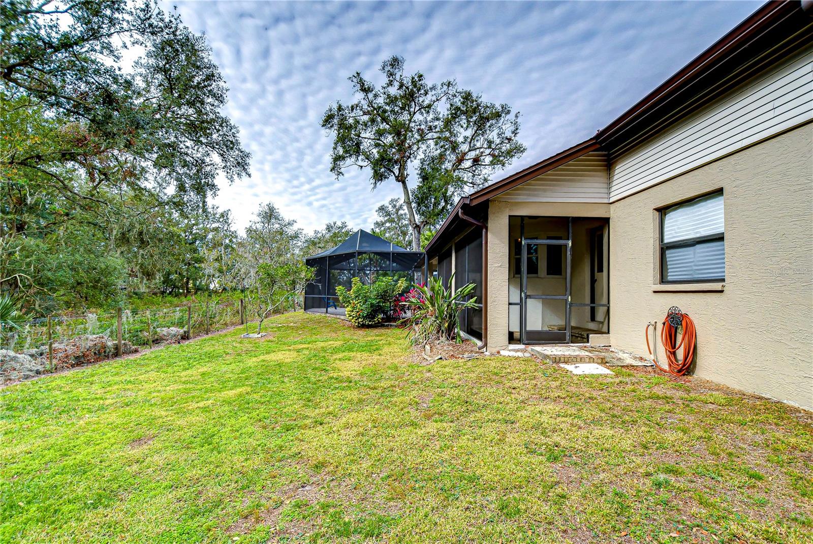 807 BELLE TIMBRE AVENUE