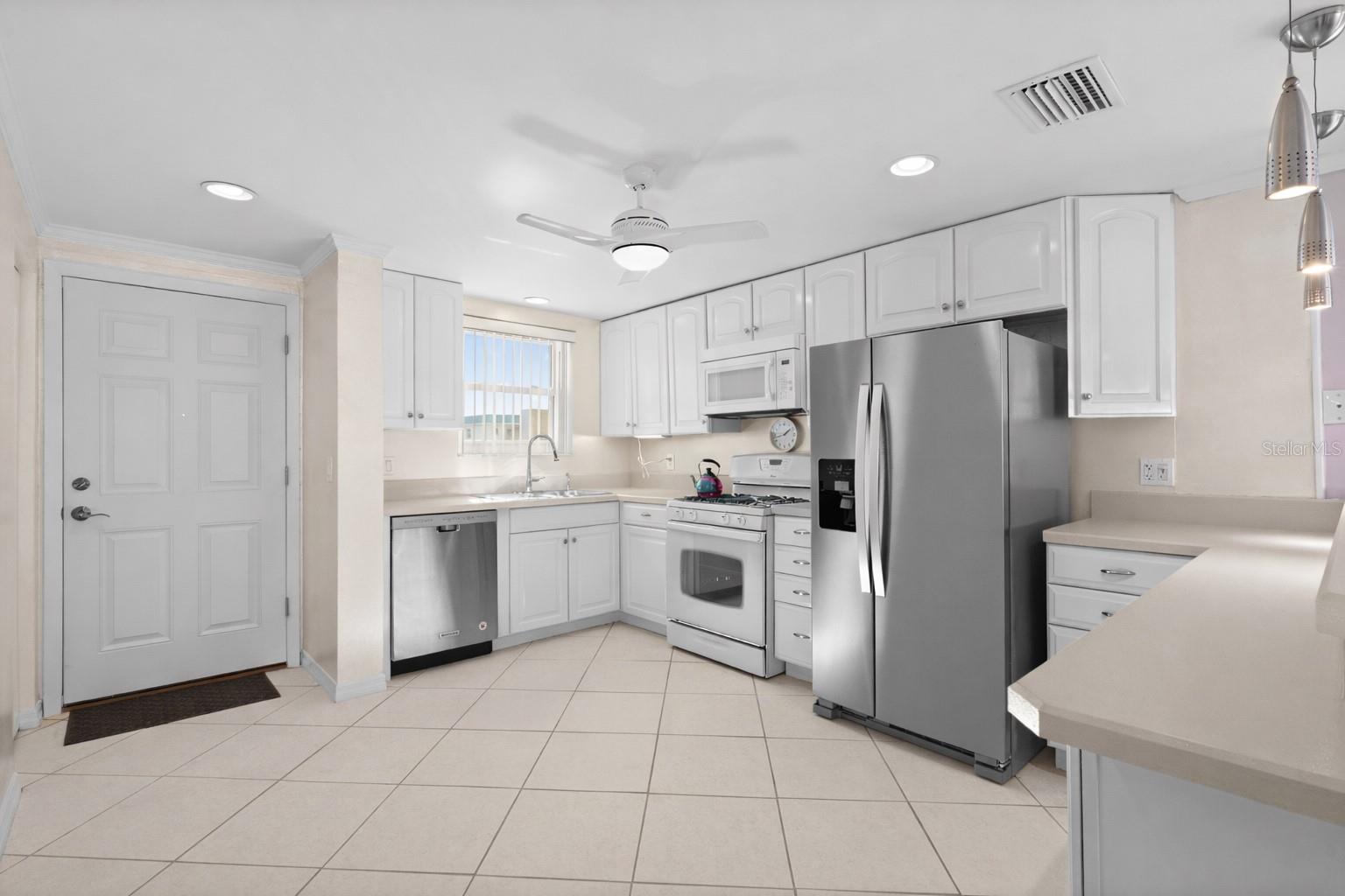 2960 59TH STREET S 215