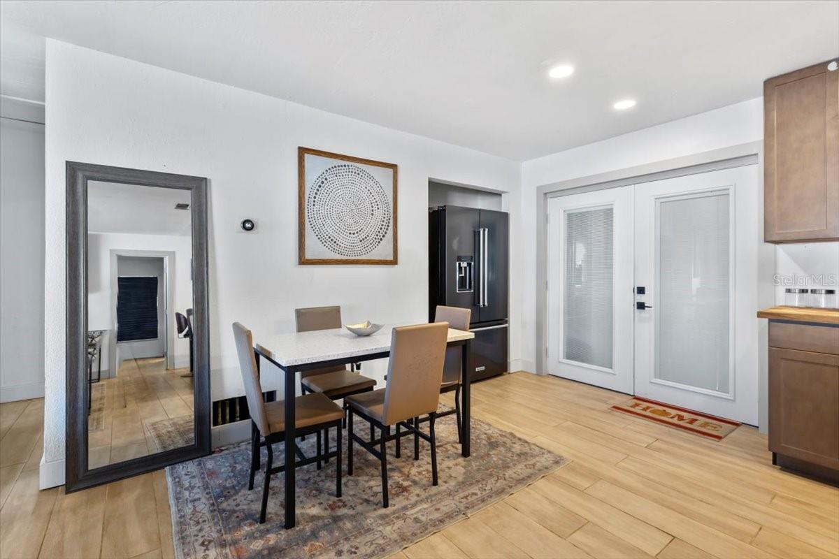 ORANGE CITY TERRACE - Residential