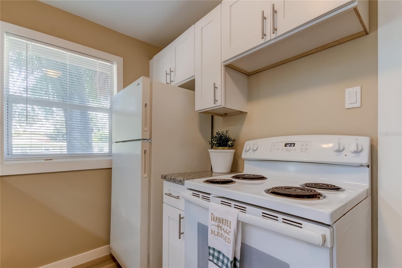 DALYS SUB REV - Residential Lease