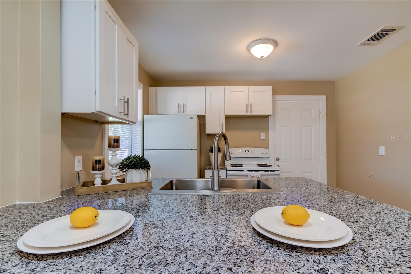 DALYS SUB REV - Residential Lease