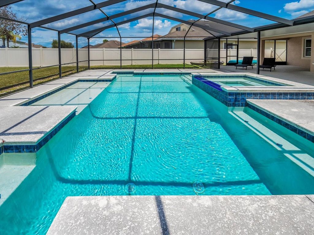 Photo of 5592 Superior Drive, Lakeland, FL 33805 (MLS # L4961704)