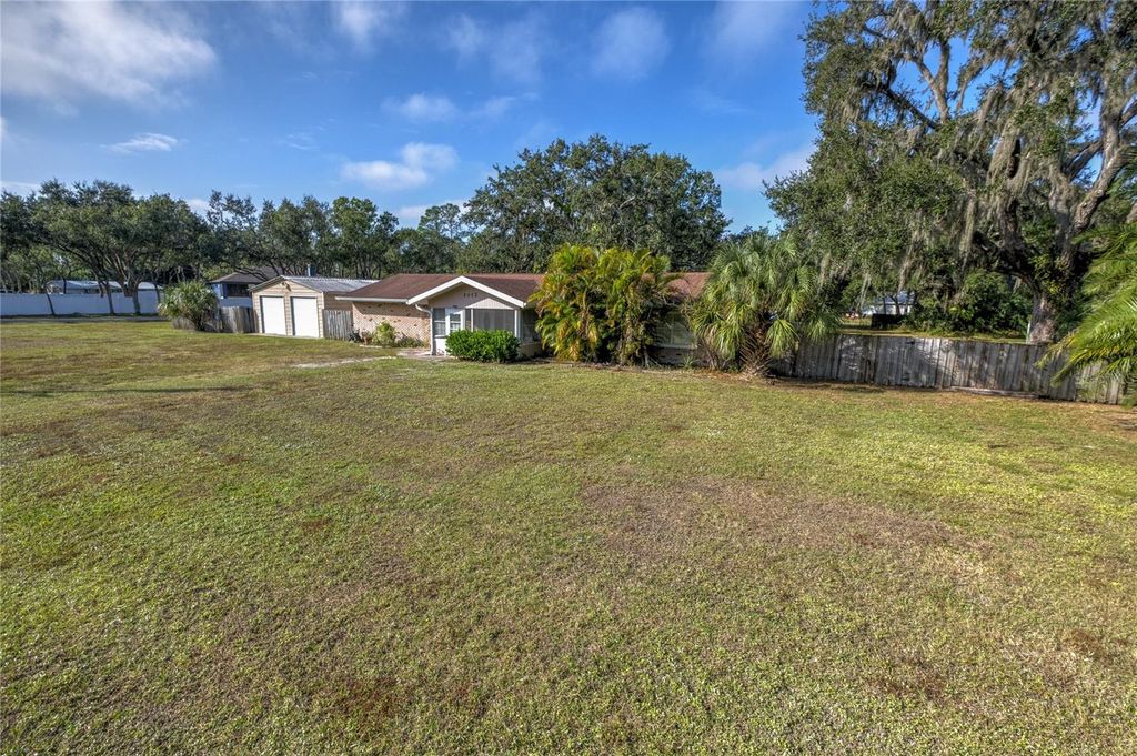 Photo of 1012 66th Street E, Bradenton, FL 34208 (MLS # A4675497)