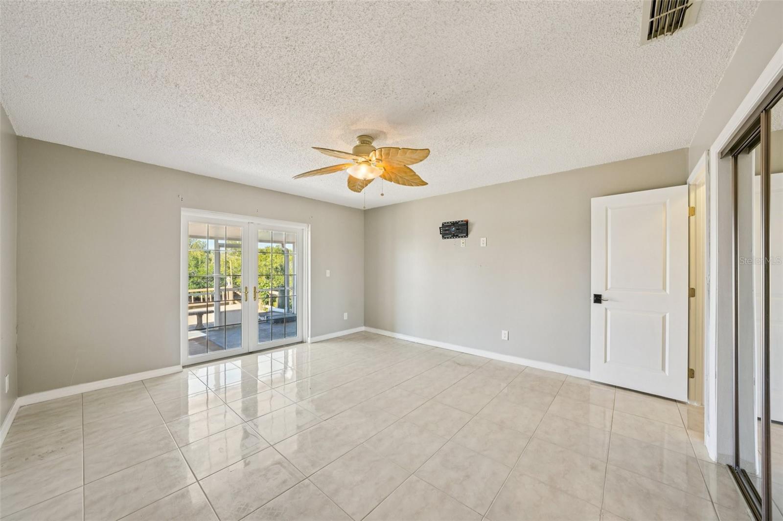 WEST PORT SUB - Residential