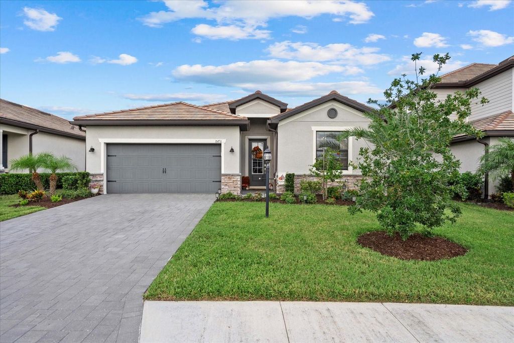 Photo of 15711 Barefoot Beach Drive, Bradenton, FL 34211 (MLS # A4665195)
