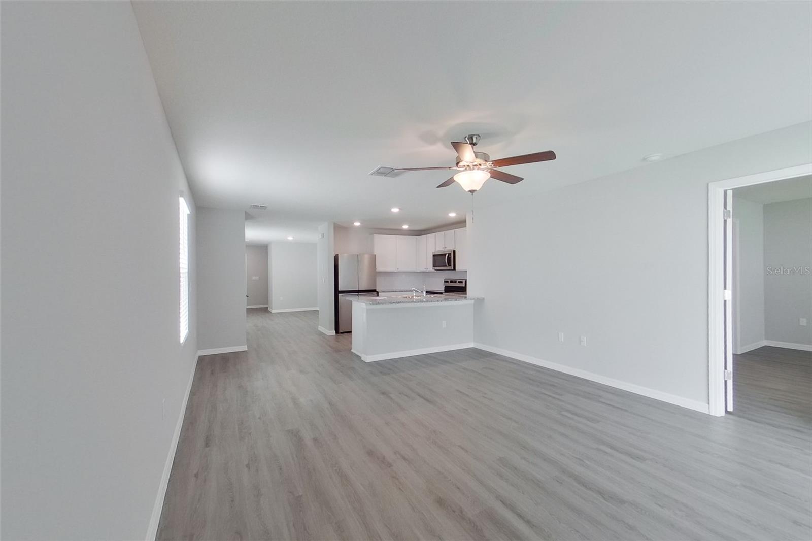 OCALA CROSSINGS - Residential Lease